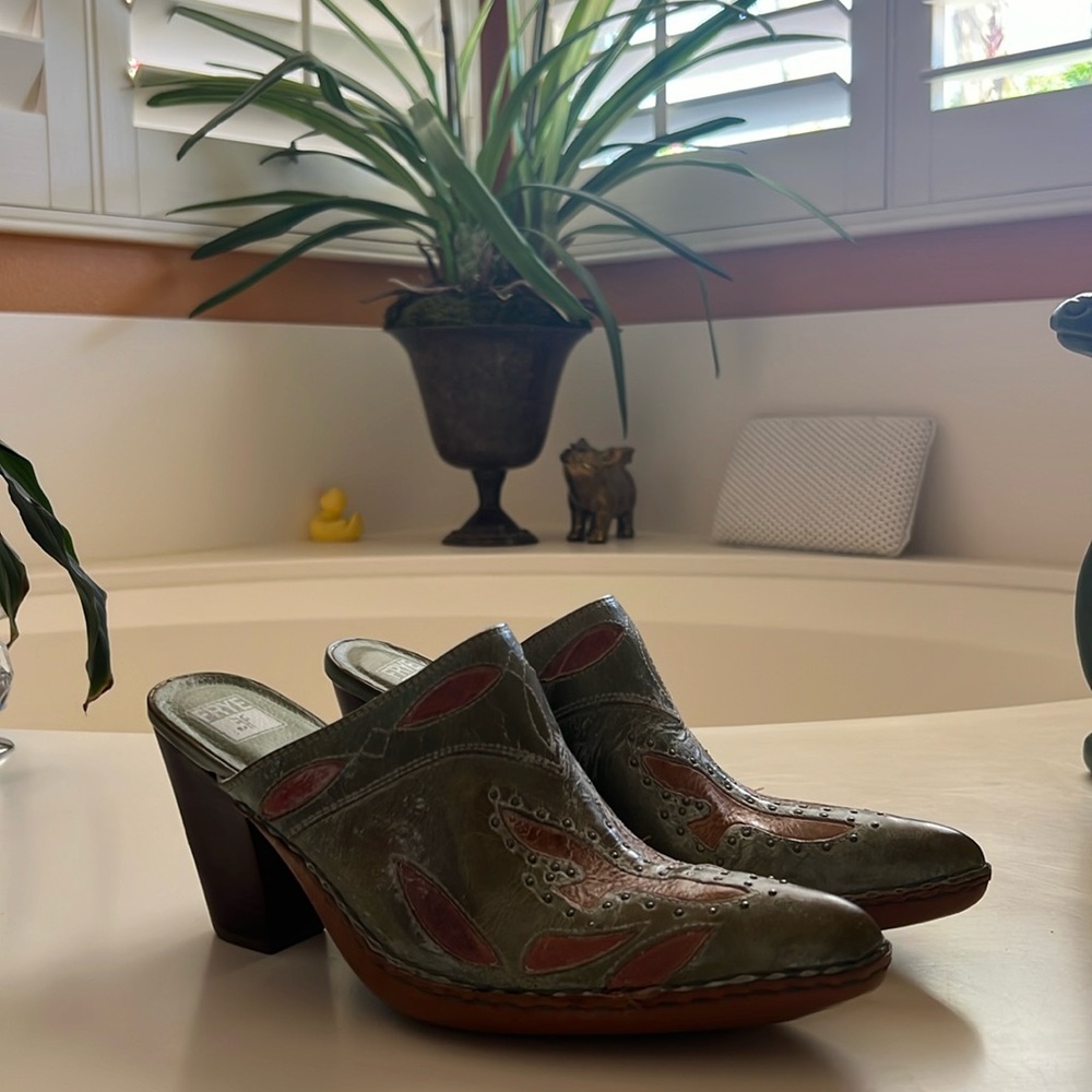 Green Frye Mule Western Mule